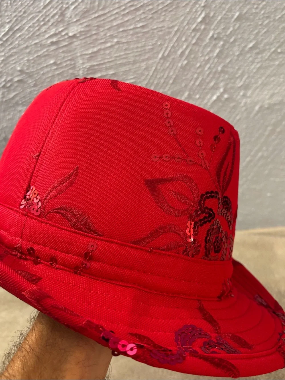 Women’s  Red Sequin Flower Fedora Hat New SZ M/L Embroidered Floral